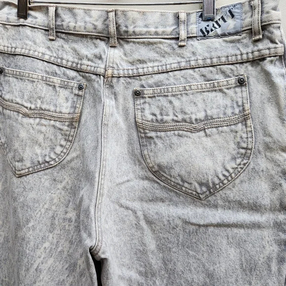 Vintage Britt Grey Acid Wash Jeans - Picture 6 of 6